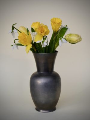 ZINN VASE